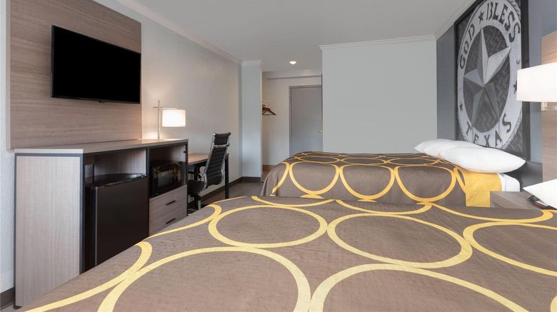 <b>Super 8 Ft Worth Entertainment District Room</b>. Images powered by <a href="https://iceportal.shijigroup.com/" title="IcePortal" target="_blank">IcePortal</a>.