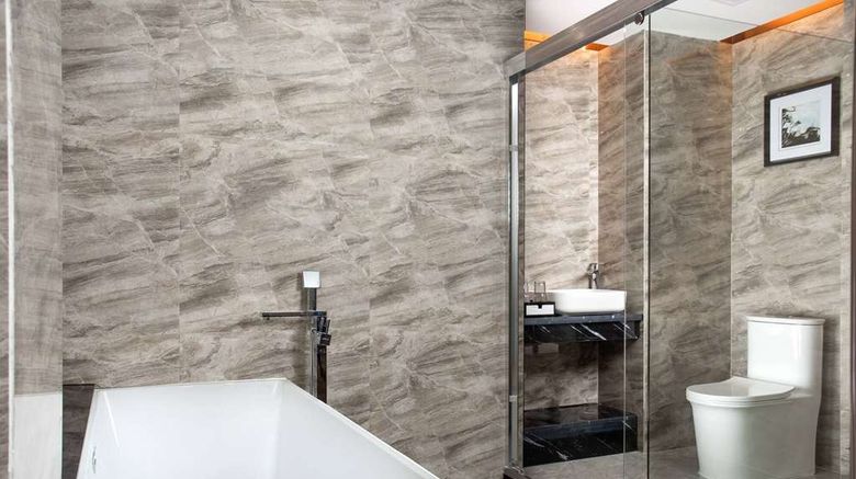<b>Ramada by Wyndham Zhangjiajie Room</b>. Images powered by <a href="https://iceportal.shijigroup.com/" title="IcePortal" target="_blank">IcePortal</a>.