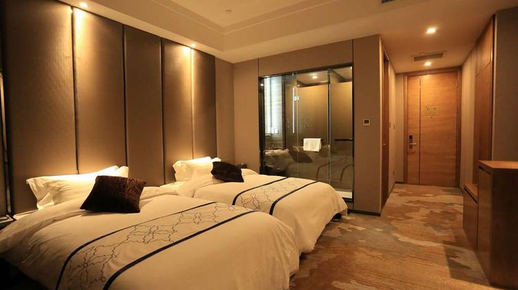 Days Inn Business Place Goldwin Yantai Room
