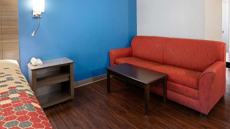 <b>Baymont by Wyndham Bay City Room</b>. Images powered by <a href="https://iceportal.shijigroup.com/" title="IcePortal" target="_blank">IcePortal</a>.
