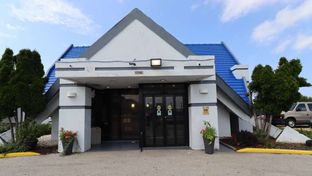 Travelodge by Wyndham Milwaukee