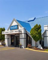 Travelodge by Wyndham Milwaukee