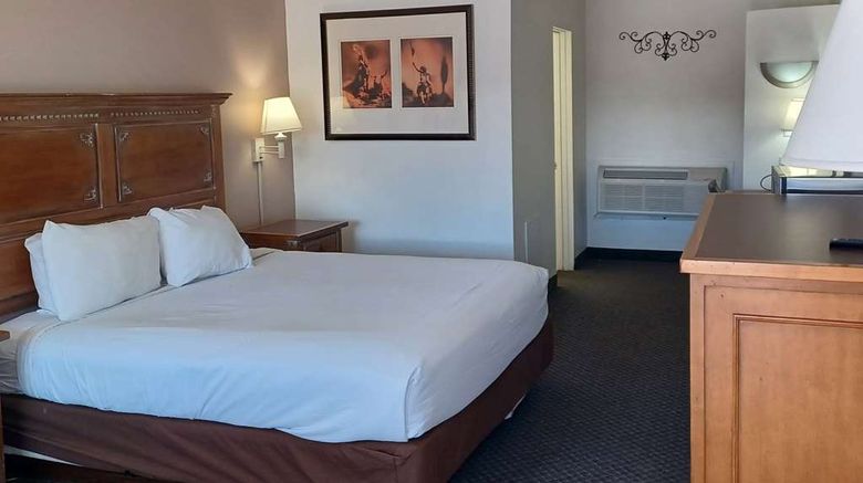 <b>Howard Johnson by Wyndham Springerville Room</b>. Images powered by <a href="https://iceportal.shijigroup.com/" title="IcePortal" target="_blank">IcePortal</a>.