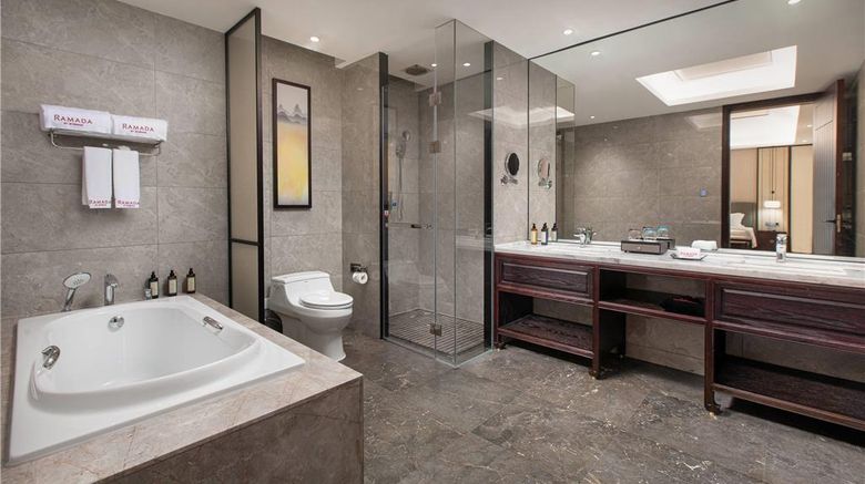 <b>Ramada by Wyndham Xishan Mountain Room</b>. Images powered by <a href="https://iceportal.shijigroup.com/" title="IcePortal" target="_blank">IcePortal</a>.