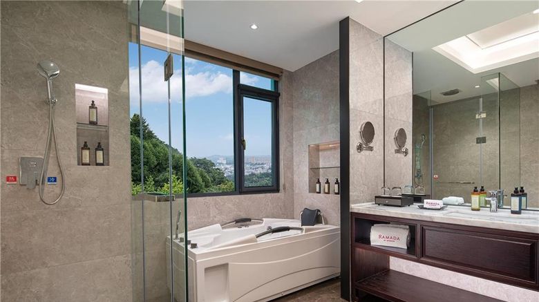<b>Ramada by Wyndham Xishan Mountain Room</b>. Images powered by <a href="https://iceportal.shijigroup.com/" title="IcePortal" target="_blank">IcePortal</a>.