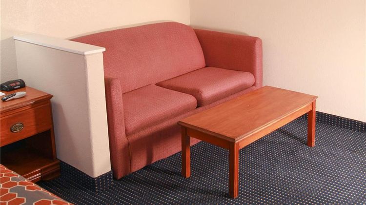 Travelodge by Wyndham Guymon Room