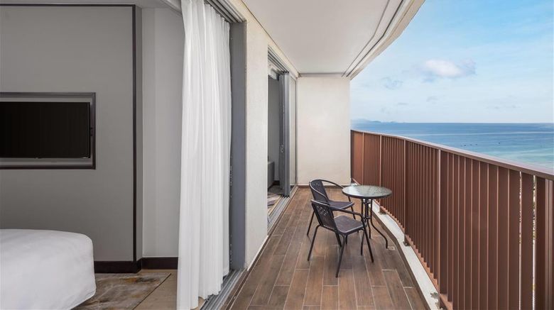<b>Wyndham Soleil Danang Exterior</b>. Images powered by <a href="https://iceportal.shijigroup.com/" title="IcePortal" target="_blank">IcePortal</a>.