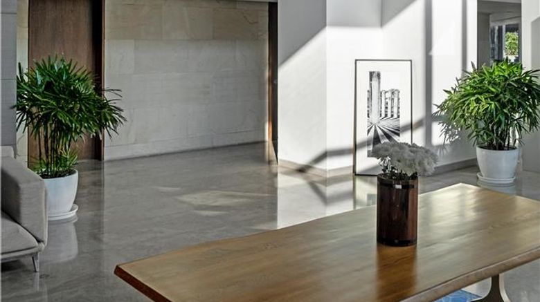 <b>Hyatt Delhi Residences Lobby</b>. Images powered by <a href="https://iceportal.shijigroup.com/" title="IcePortal" target="_blank">IcePortal</a>.