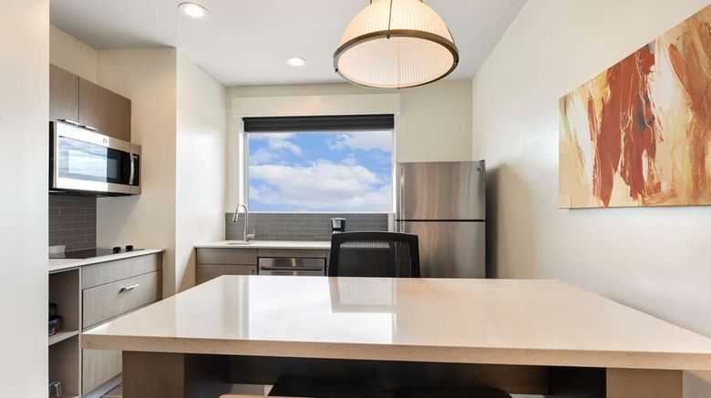 <b>Hyatt House Orlando/International Drive Suite</b>. Images powered by <a href="https://iceportal.shijigroup.com/" title="IcePortal" target="_blank">IcePortal</a>.
