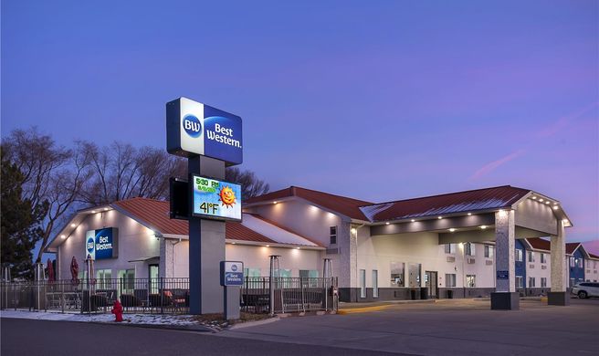 Best Western Montrose Inn Exterior