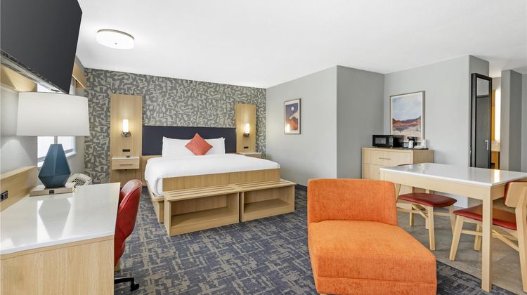 Best Western Montrose Inn Suite