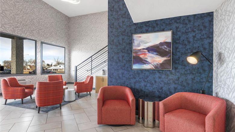 <b>Best Western Montrose Inn Lobby</b>. Images powered by <a href="https://iceportal.shijigroup.com/" title="IcePortal" target="_blank">IcePortal</a>.