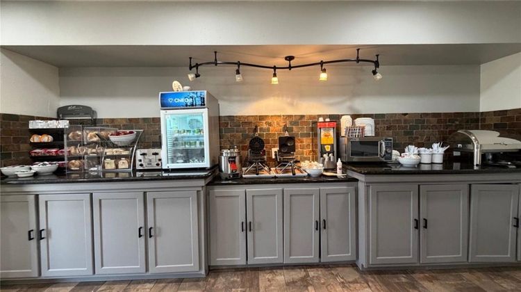 SureStay Plus by Best Western Cannon A.F Restaurant