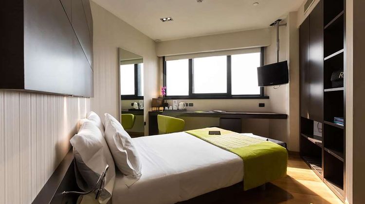 Best Western The Hub Hotel Room