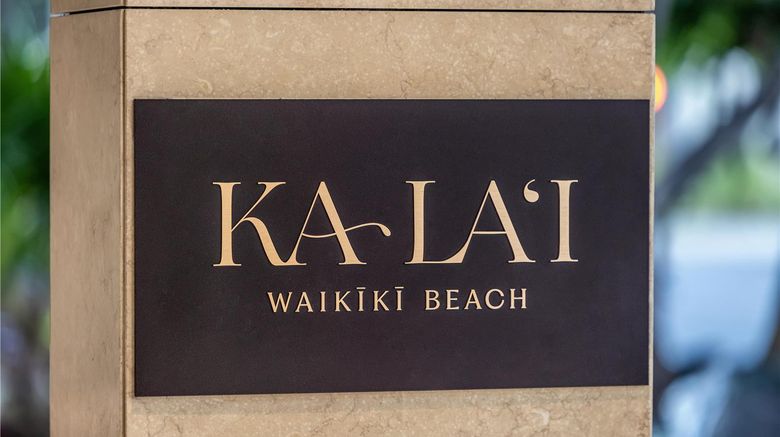<b>Ka Lai Waikiki Beach, LXR Hotel & Resort Lobby</b>. Images powered by <a href="https://iceportal.shijigroup.com/" title="IcePortal" target="_blank">IcePortal</a>.