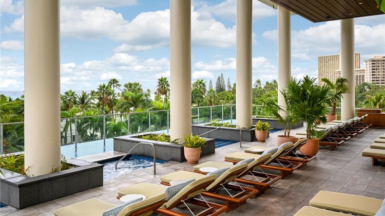 Ka Lai Waikiki Beach, LXR Hotel & Resort Pool