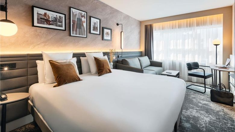 <b>Hotel Itineraires Room</b>. Images powered by <a href="https://iceportal.shijigroup.com/" title="IcePortal" target="_blank">IcePortal</a>.
