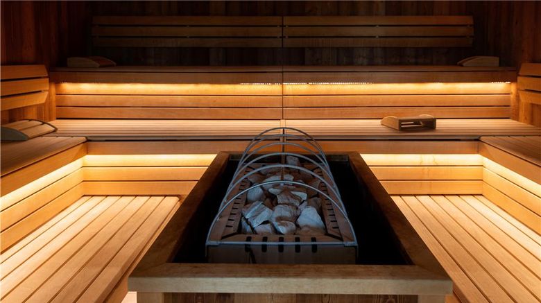 <b>Best Western Parkhotel Hagenberg Spa</b>. Images powered by <a href="https://iceportal.shijigroup.com/" title="IcePortal" target="_blank">IcePortal</a>.