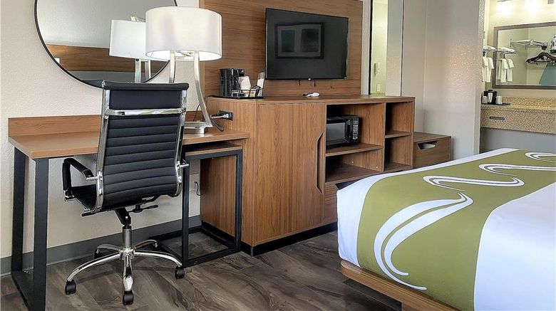 <b>SureStay Plus by Best Western Alamogordo Room</b>. Images powered by <a href="https://iceportal.shijigroup.com/" title="IcePortal" target="_blank">IcePortal</a>.