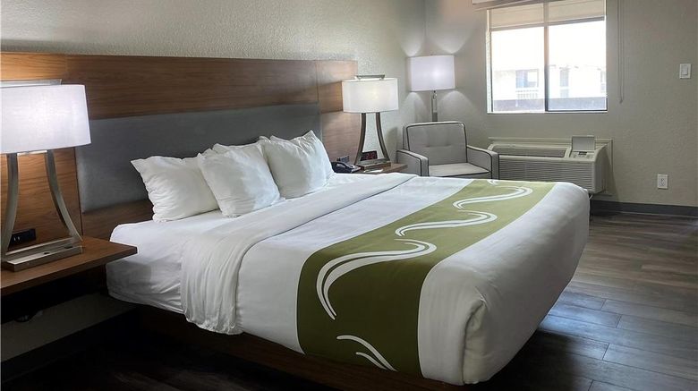 <b>SureStay Plus by Best Western Alamogordo Room</b>. Images powered by <a href="https://iceportal.shijigroup.com/" title="IcePortal" target="_blank">IcePortal</a>.