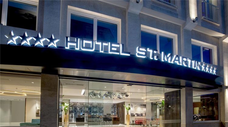 St Martin Hotel Exterior