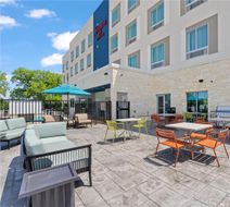 Hampton Inn Wharton TX Exterior