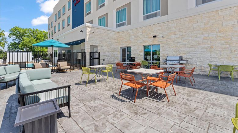 <b>Hampton Inn Wharton TX Exterior</b>. Images powered by <a href="https://iceportal.shijigroup.com/" title="IcePortal" target="_blank">IcePortal</a>.