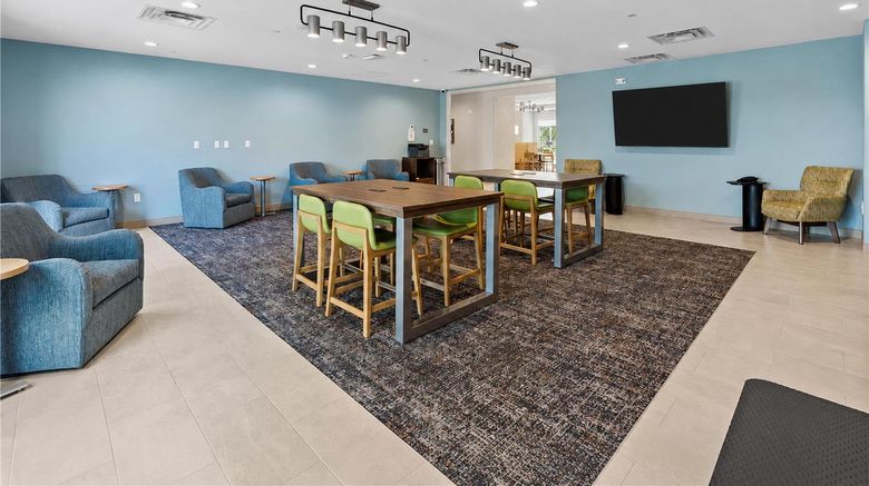 <b>Hampton Inn Wharton TX Lobby</b>. Images powered by <a href="https://iceportal.shijigroup.com/" title="IcePortal" target="_blank">IcePortal</a>.