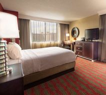 DoubleTree by Hilton New York LaGuardia Room