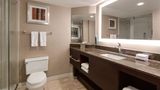 DoubleTree by Hilton New York LaGuardia Room