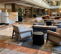 DoubleTree by Hilton New York LaGuardia Lobby