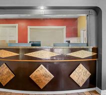 Rodeway Inn and Suites Saginaw Lobby