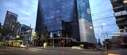 Vibe Hotel Melbourne Docklands Exterior