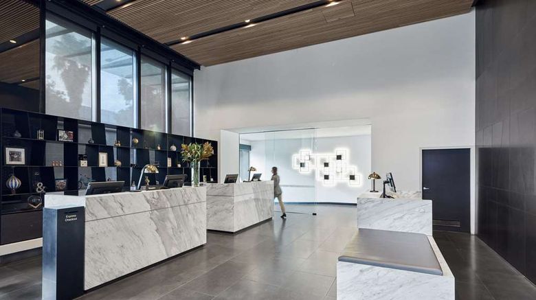 <b>Vibe Hotel Melbourne Docklands Lobby</b>. Images powered by <a href="https://iceportal.shijigroup.com/" title="IcePortal" target="_blank">IcePortal</a>.