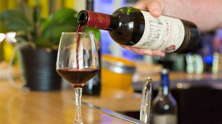 <b>Logis Hotel Corintel Bordeaux Est Restaurant</b>. Images powered by <a href="https://iceportal.shijigroup.com/" title="IcePortal" target="_blank">IcePortal</a>.
