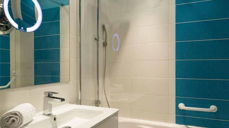 <b>Logis Hotel Corintel Bordeaux Est Room</b>. Images powered by <a href="https://iceportal.shijigroup.com/" title="IcePortal" target="_blank">IcePortal</a>.