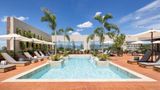 Hotel Santiago, Curio Collection Pool