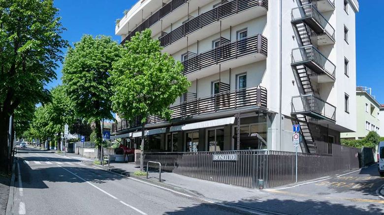 <b>Bonotto Hotel Desenzano del Garda Exterior</b>. Images powered by <a href="https://iceportal.shijigroup.com/" title="IcePortal" target="_blank">IcePortal</a>.