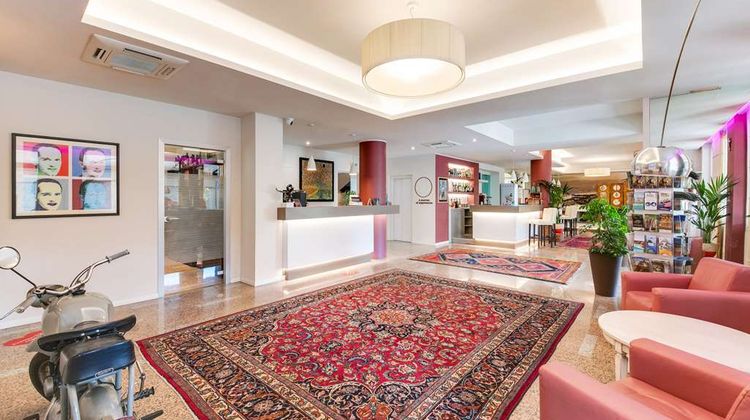 Bonotto Hotel Desenzano del Garda Lobby