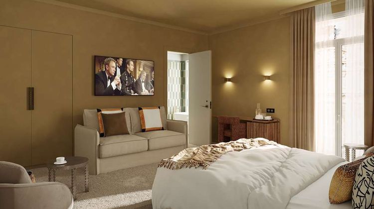 Gounod Hotel Room
