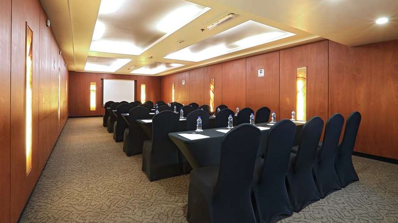 <b>Emporio Reforma Spa</b>. Images powered by <a href="https://iceportal.shijigroup.com/" title="IcePortal" target="_blank">IcePortal</a>.