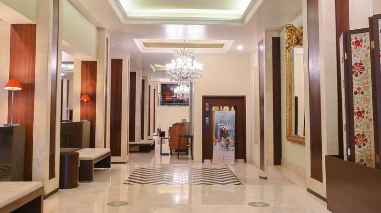 <b>Emporio Reforma Lobby</b>. Images powered by <a href="https://iceportal.shijigroup.com/" title="IcePortal" target="_blank">IcePortal</a>.