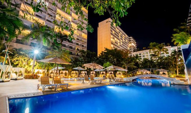 Emporio Acapulco Exterior