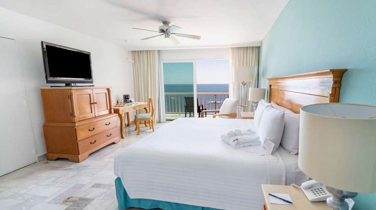 Emporio Acapulco Room