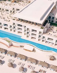 Emporio Cancun