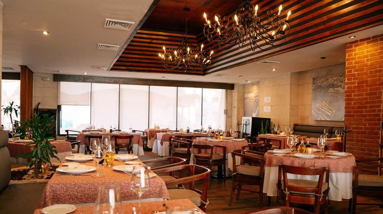 Emporio Cancun Restaurant