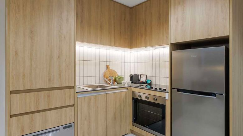 <b>Punthill Apartment Hotels Sunshine Suite</b>. Images powered by <a href="https://iceportal.shijigroup.com/" title="IcePortal" target="_blank">IcePortal</a>.