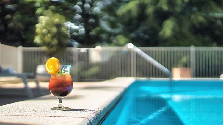 B&B Hotel Mulhouse Sausheim Pool