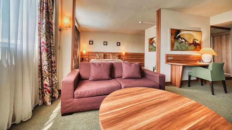 B&B Hotel Mulhouse Sausheim Suite