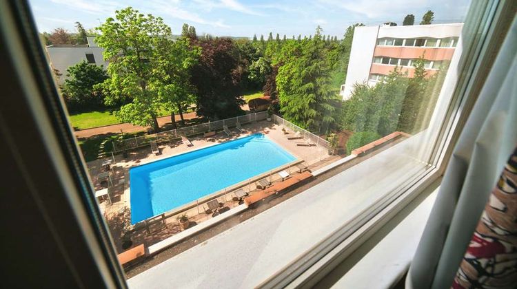 B&B Hotel Mulhouse Sausheim Pool